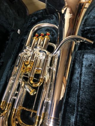 ウルスラ吹奏楽